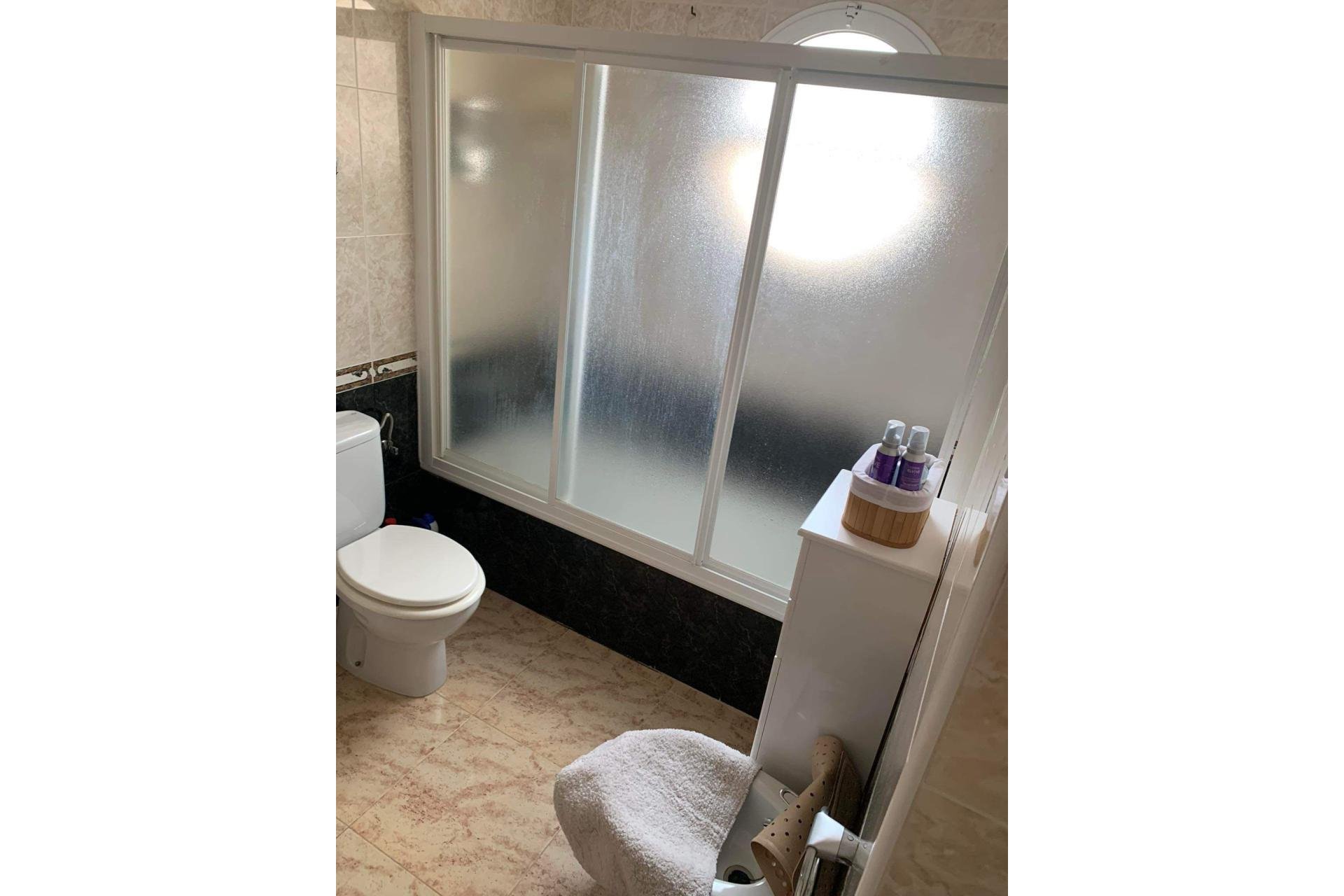 Resale - Villa -
Villamartin - Costa Blanca