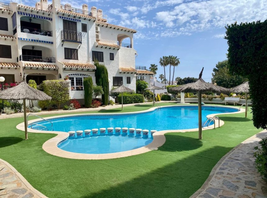 Reventa - Apartment -
Cabo Roig
