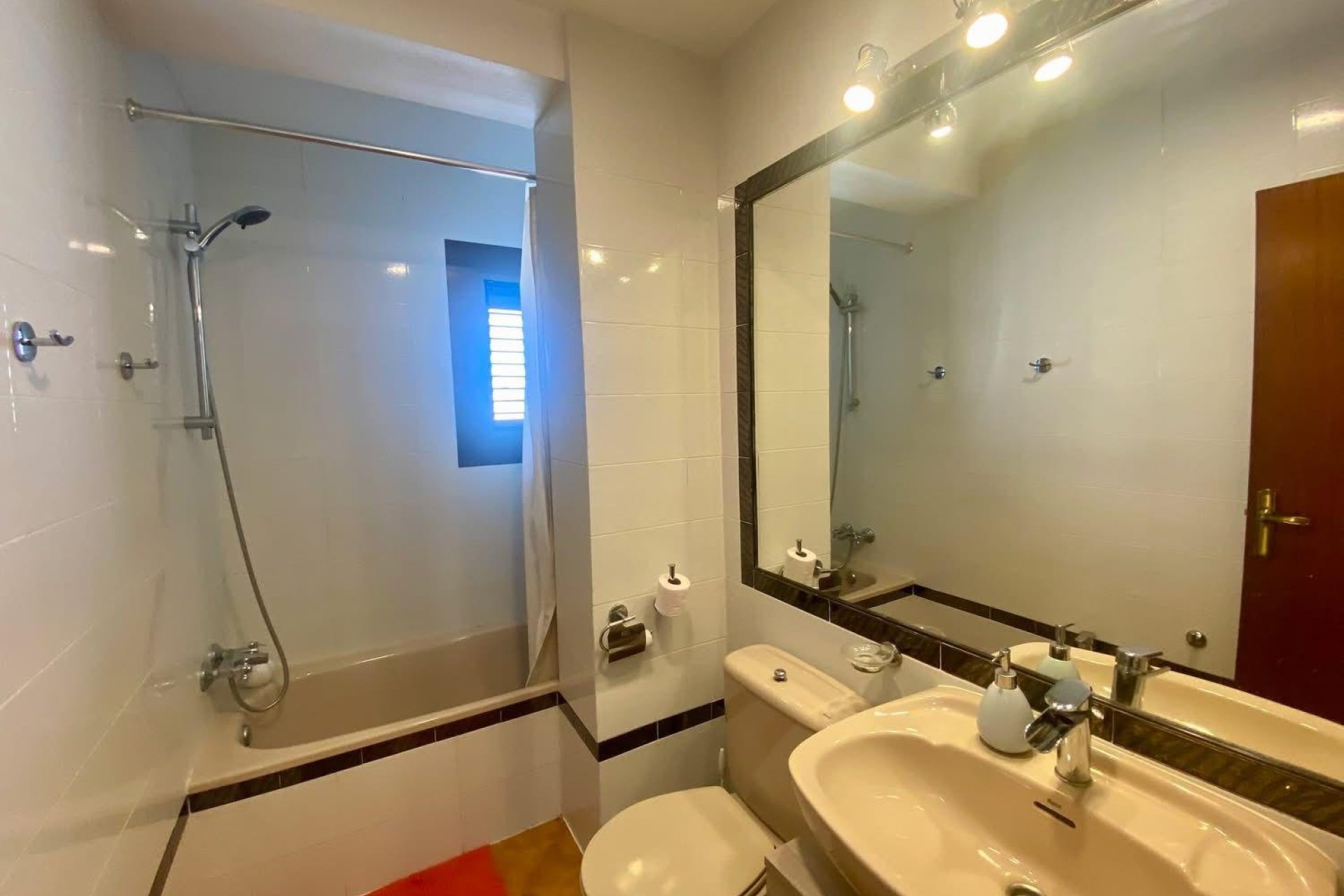 Reventa - Apartment -
Cabo Roig