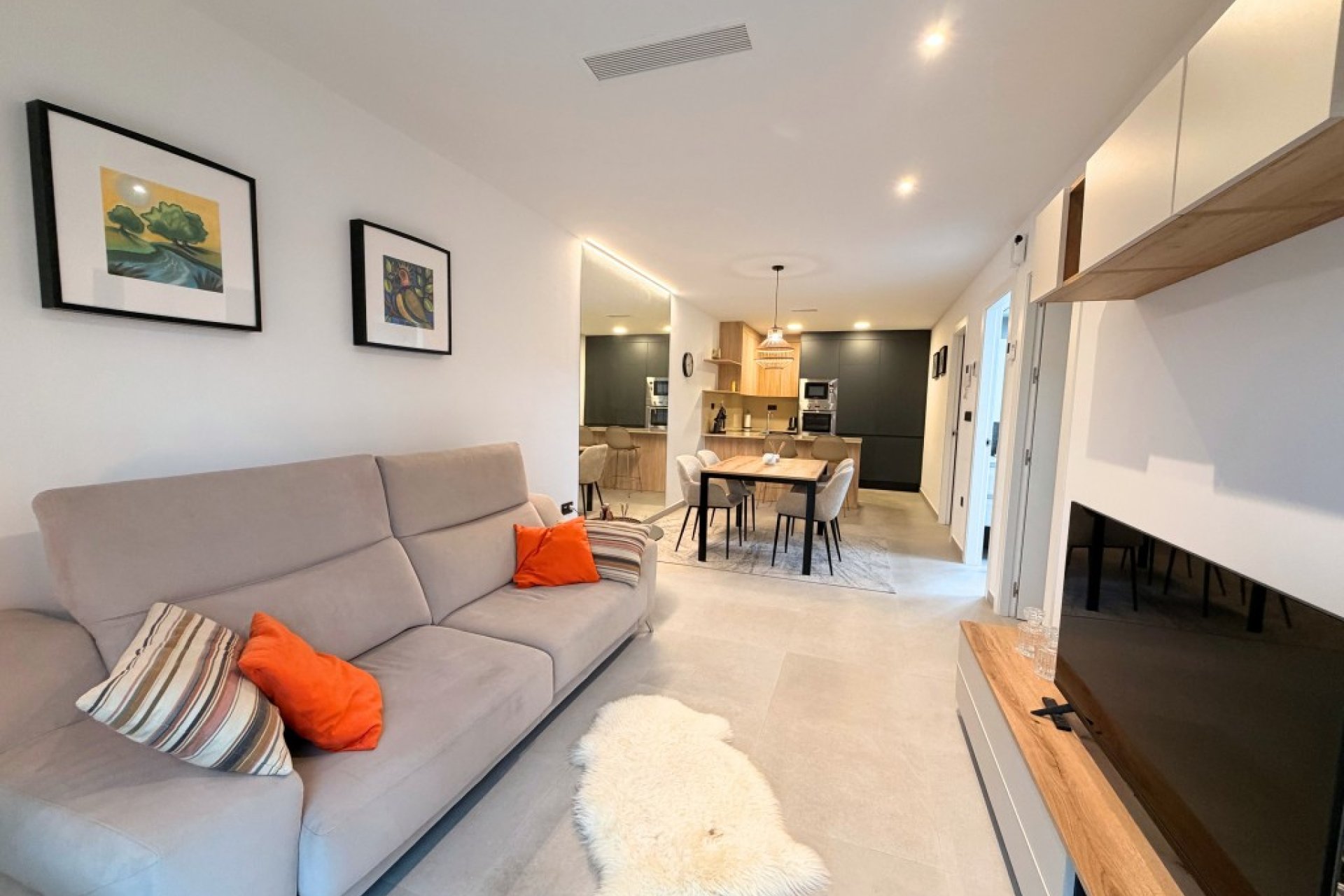 Reventa - Apartment -
Lo Crispin - Inland