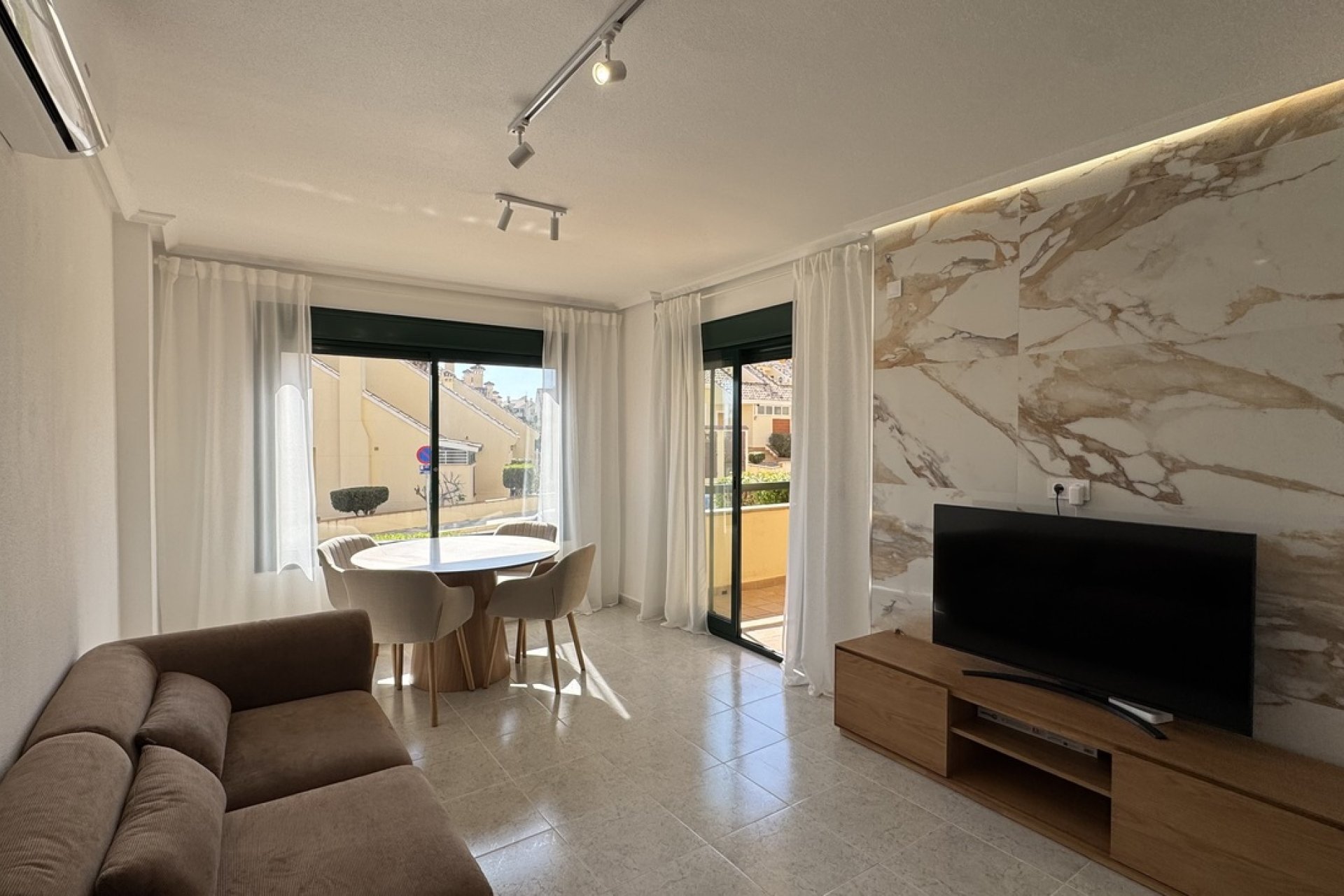 Reventa - Apartment -
Lomas De Campoamor - Costa Blanca