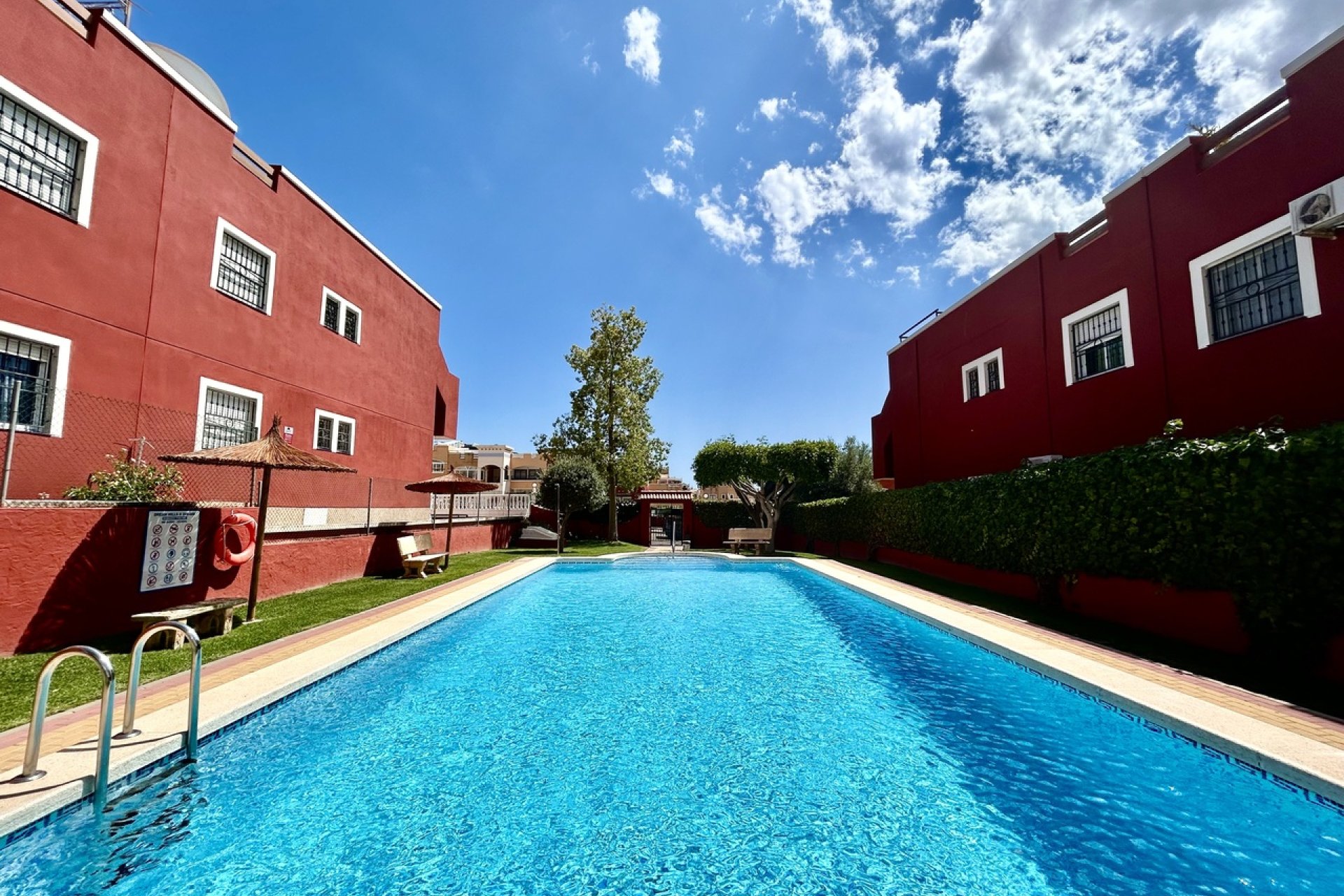 Reventa - Apartment -
Los Altos - Costa Blanca