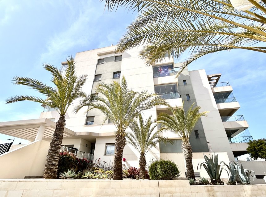 Reventa - Apartment -
Los Dolses - Inland