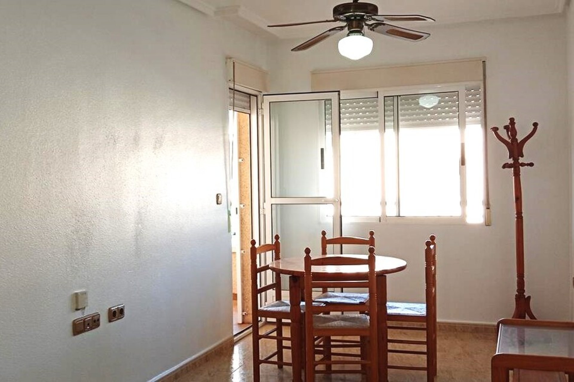 Reventa - Apartment -
Los Montesinos - PUEBLO CENTRO