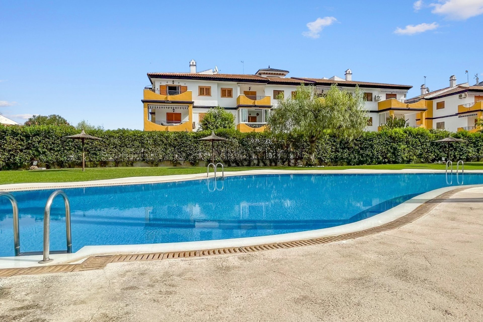 Reventa - Apartment -
Mil Palmeras - Costa Blanca