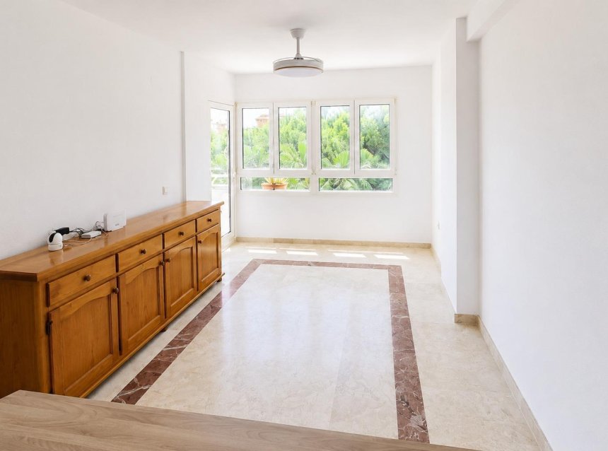 Reventa - Apartment -
Orihuela Costa - Altos De Campoamor