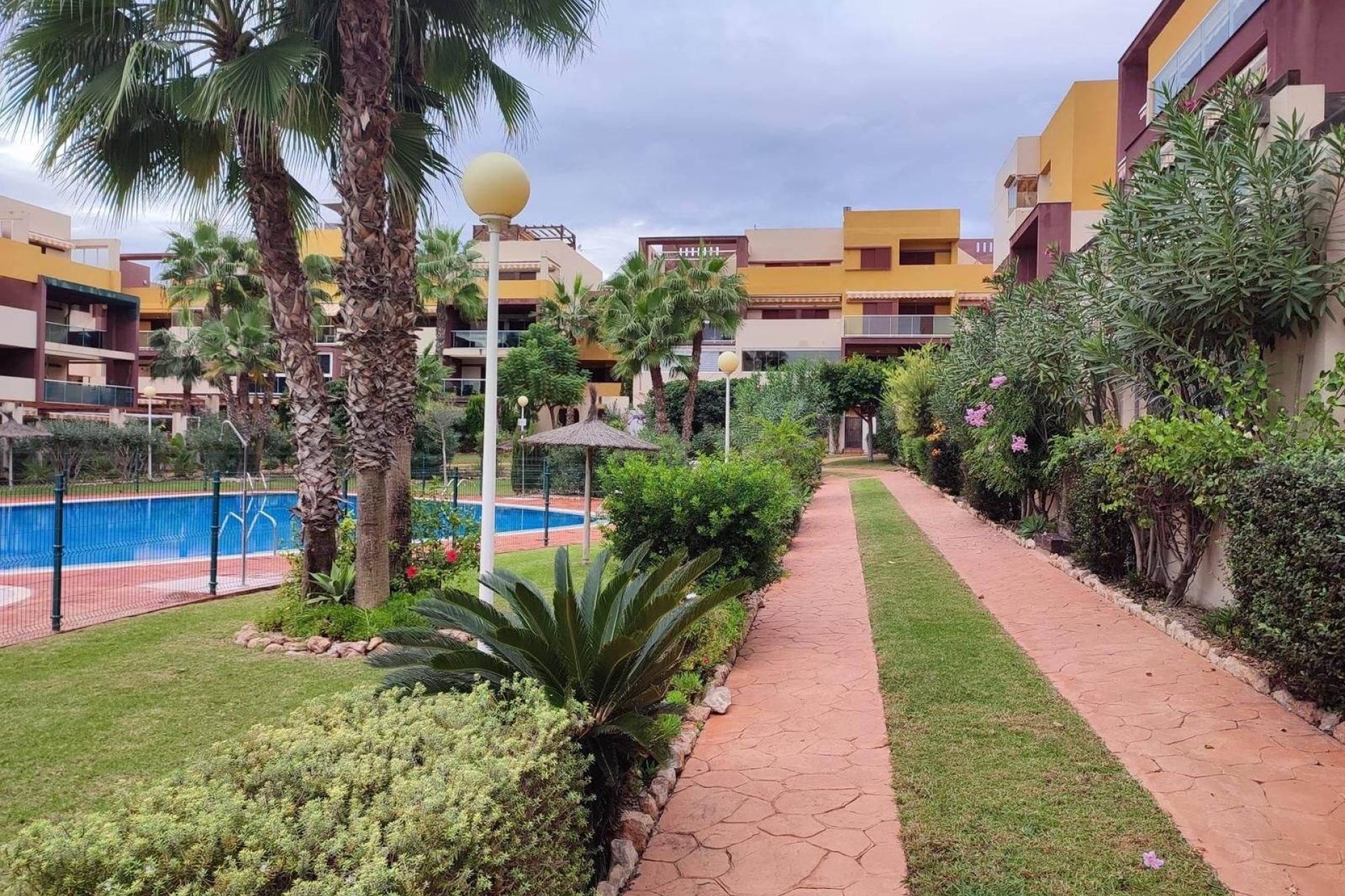Reventa - Apartment -
Orihuela Costa - Horizonte - La Campana