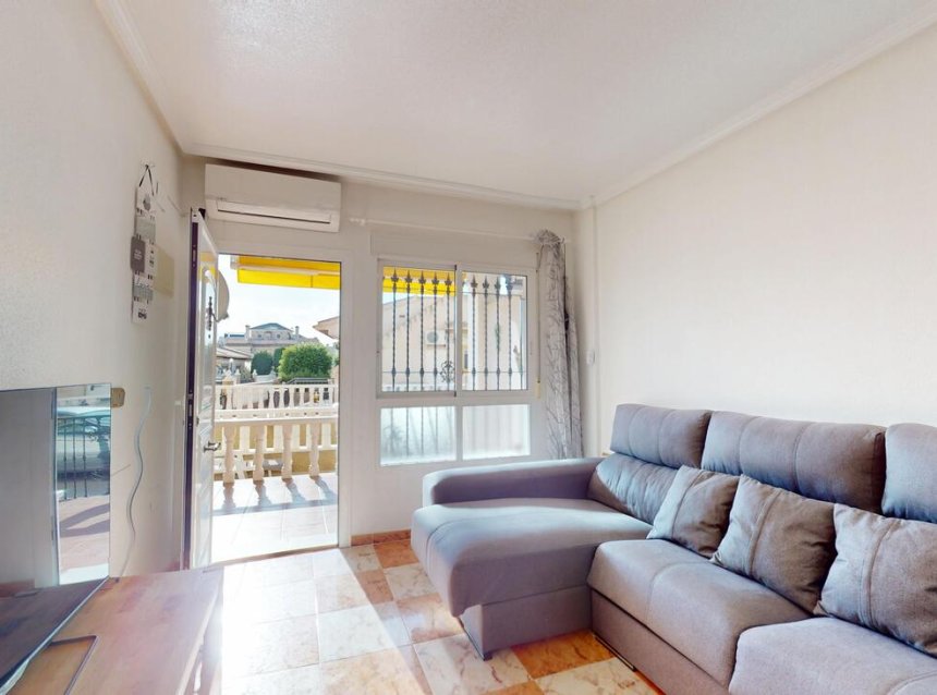 Reventa - Apartment -
Orihuela Costa - La Zenia