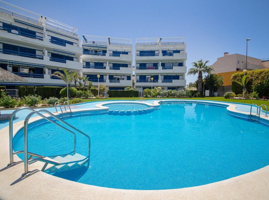 Reventa - Apartment -
Orihuela Costa