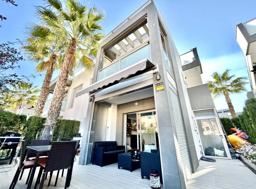 Reventa - Apartment -
Punta Prima - Costa Blanca