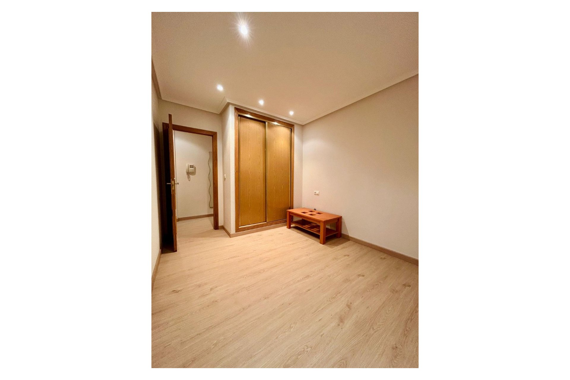 Reventa - Apartment -
San Isidro - Inland