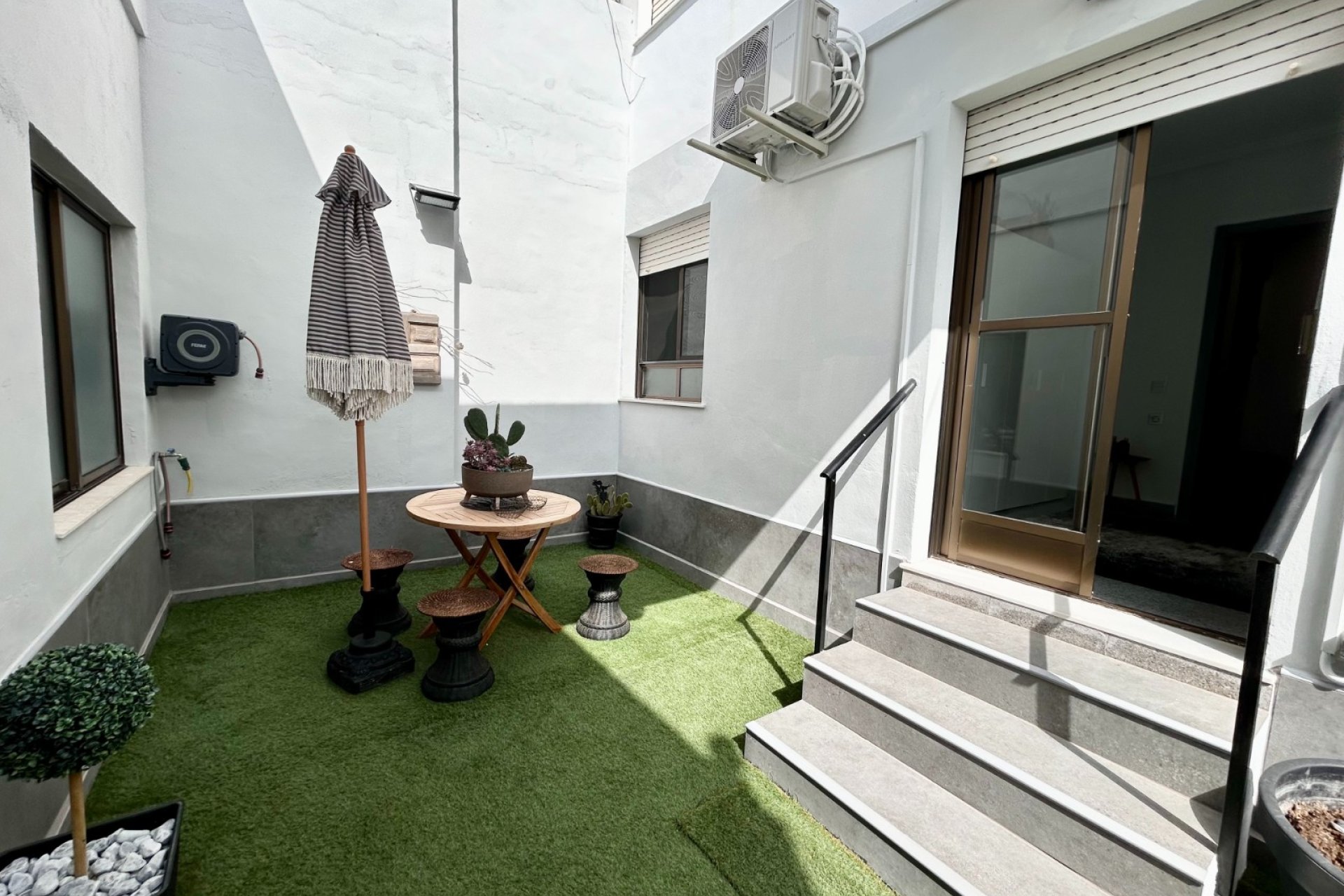 Reventa - Apartment -
Torremendo - Costa Blanca