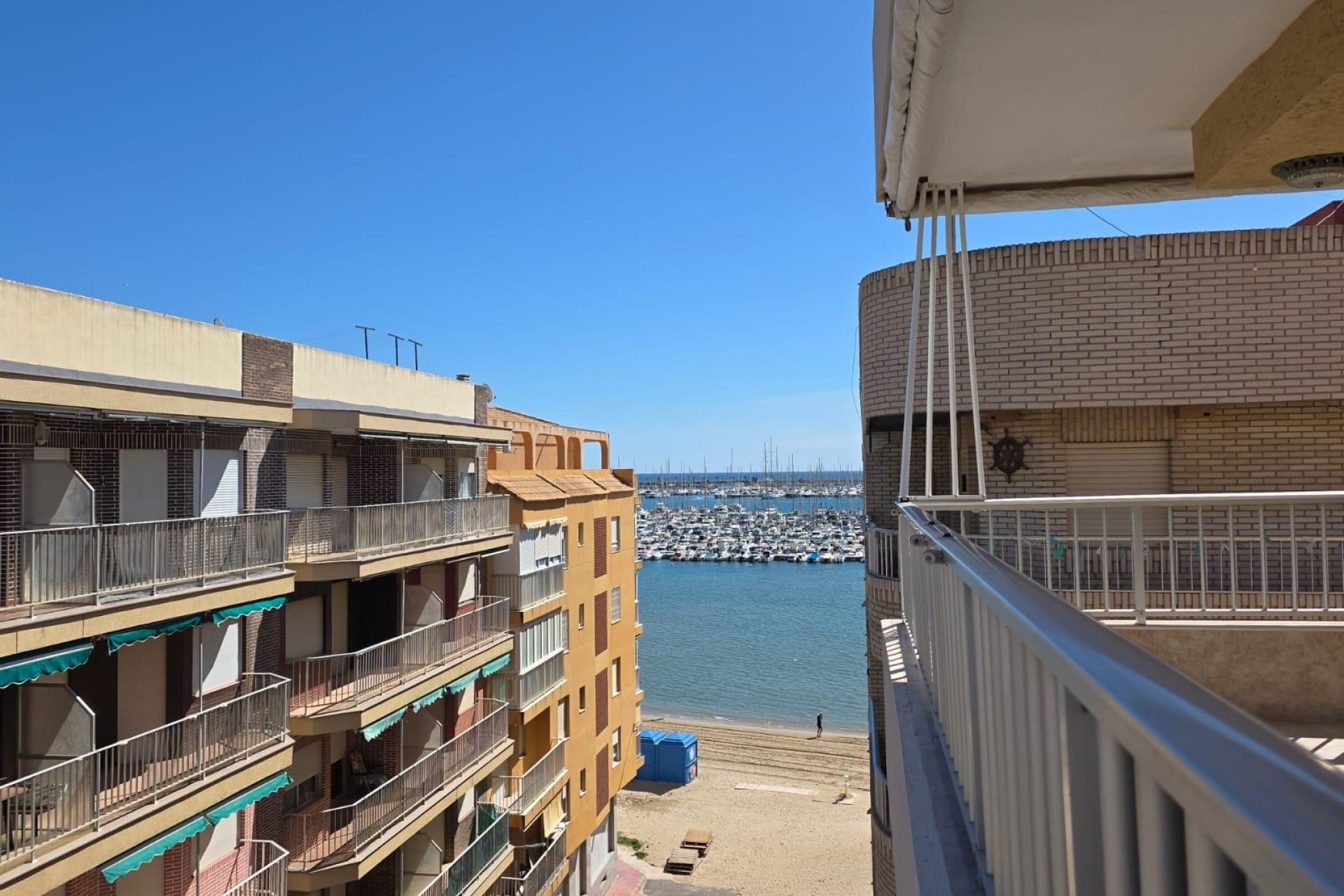 Reventa - Apartment -
Torrevieja - Acequion
