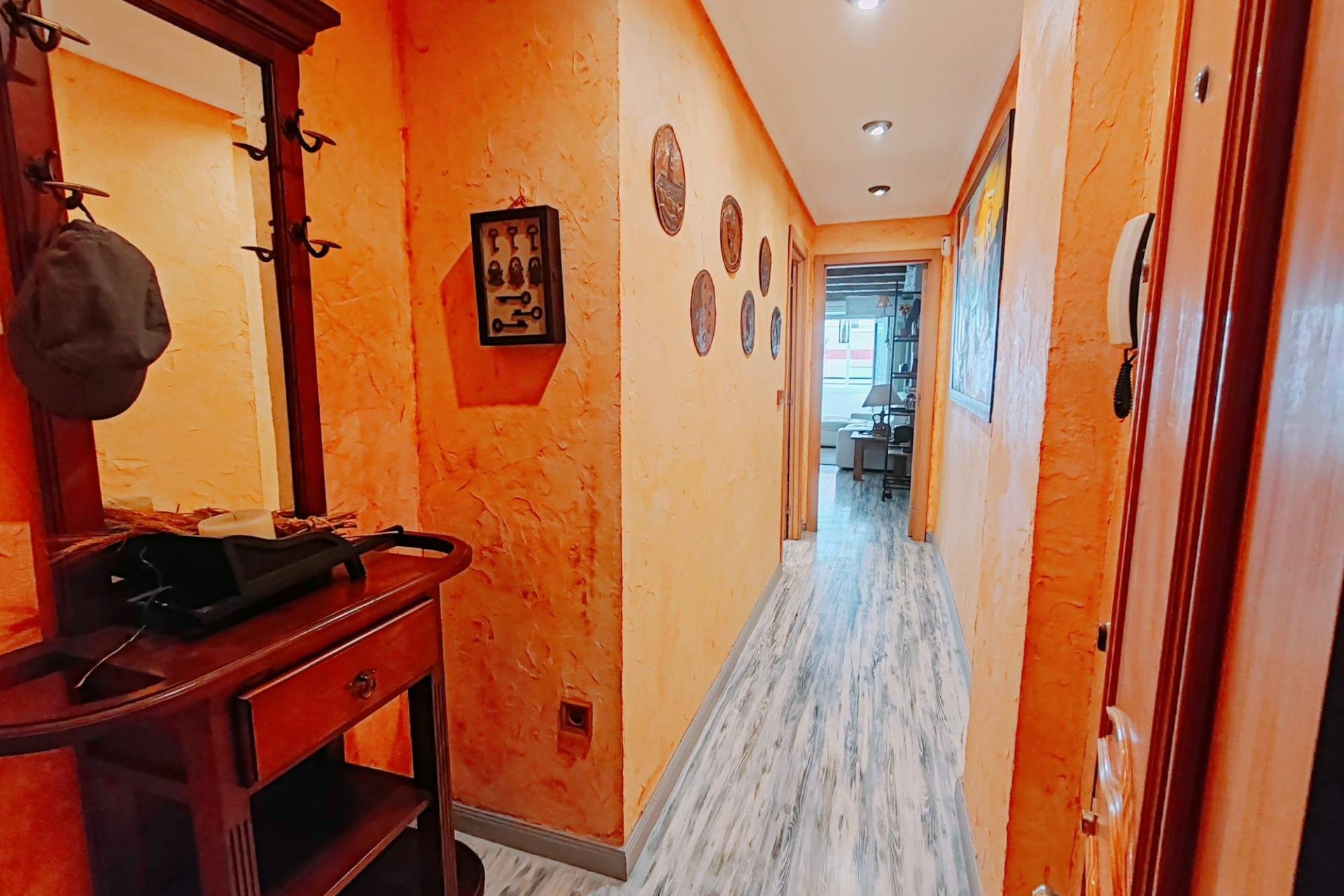 Reventa - Apartment -
Torrevieja - Acequion