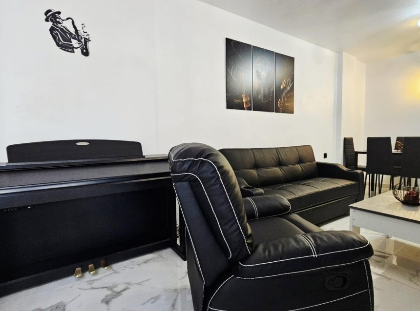 Reventa - Apartment -
Torrevieja - Acequion