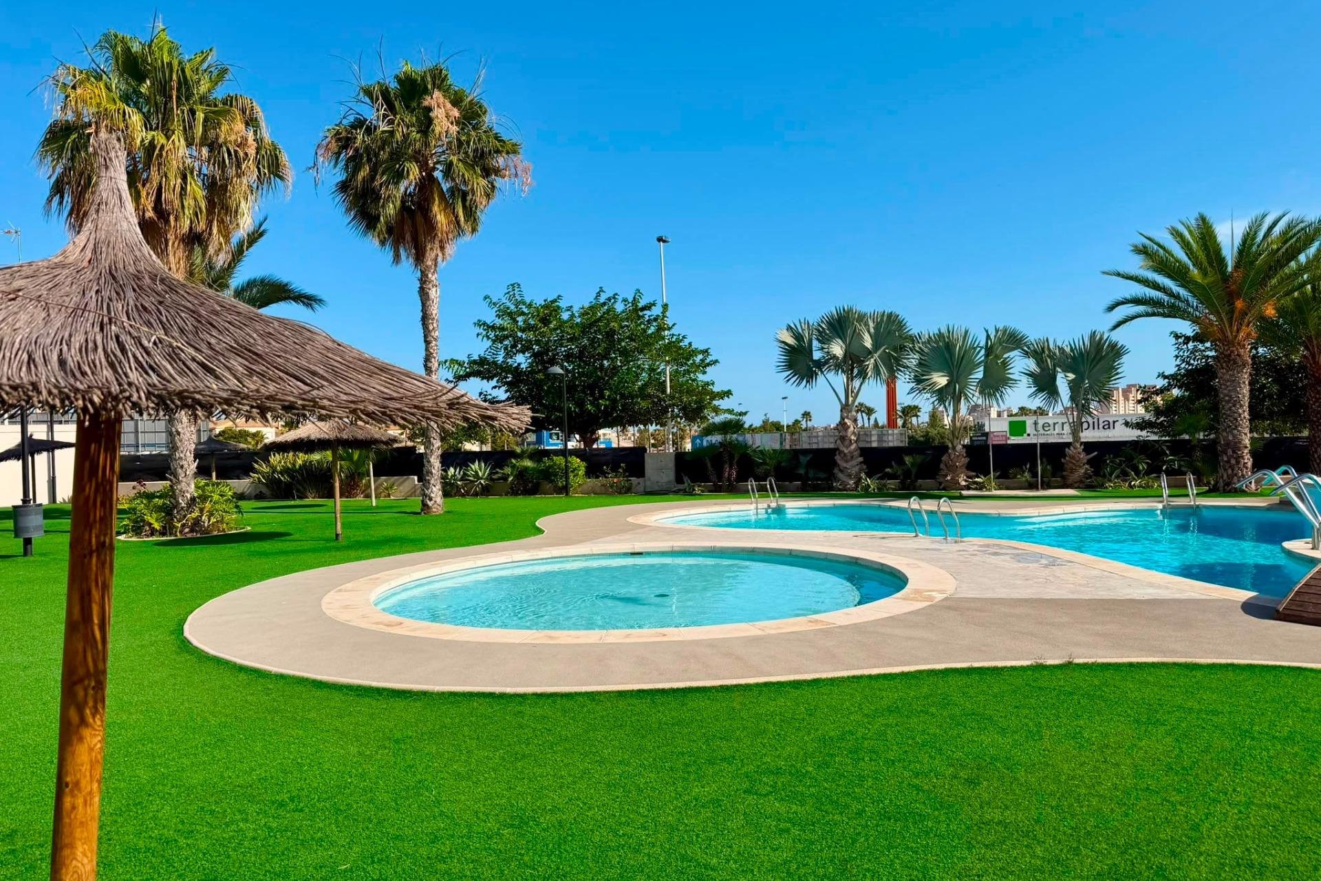 Reventa - Apartment -
Torrevieja - Aguas Nuevas
