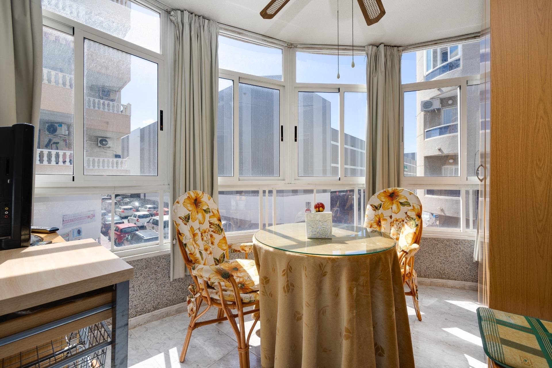Reventa - Apartment -
Torrevieja - Antonio Machado