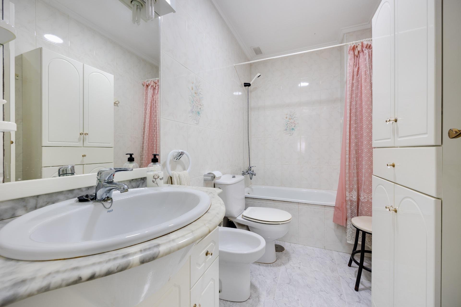 Reventa - Apartment -
Torrevieja - Antonio Machado