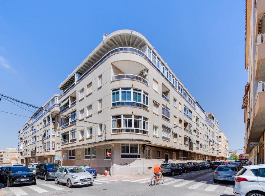 Reventa - Apartment -
Torrevieja - Antonio Machado