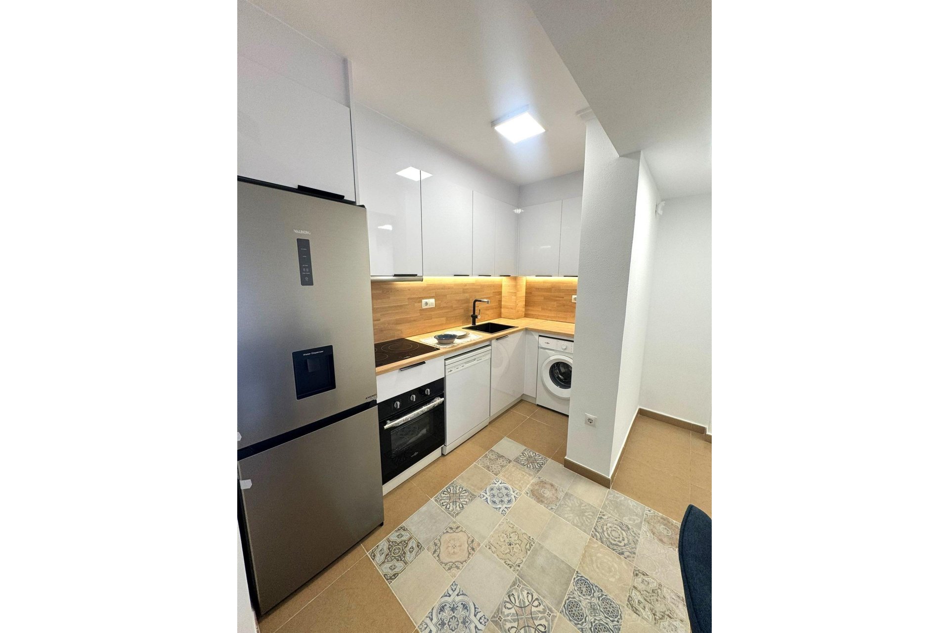 Reventa - Apartment -
Torrevieja - Centro - Muelle Pesquero