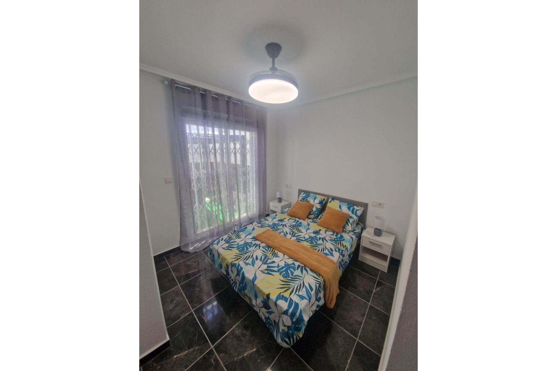 Reventa - Apartment -
Torrevieja - Centro - Muelle Pesquero