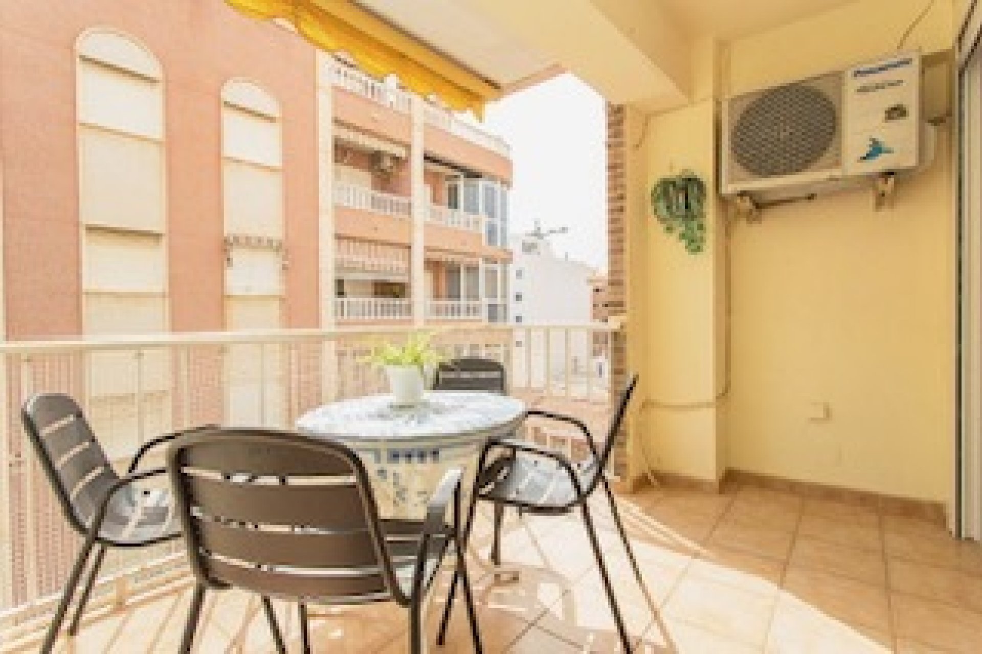 Reventa - Apartment -
Torrevieja - Centro-Muelle Pesquero