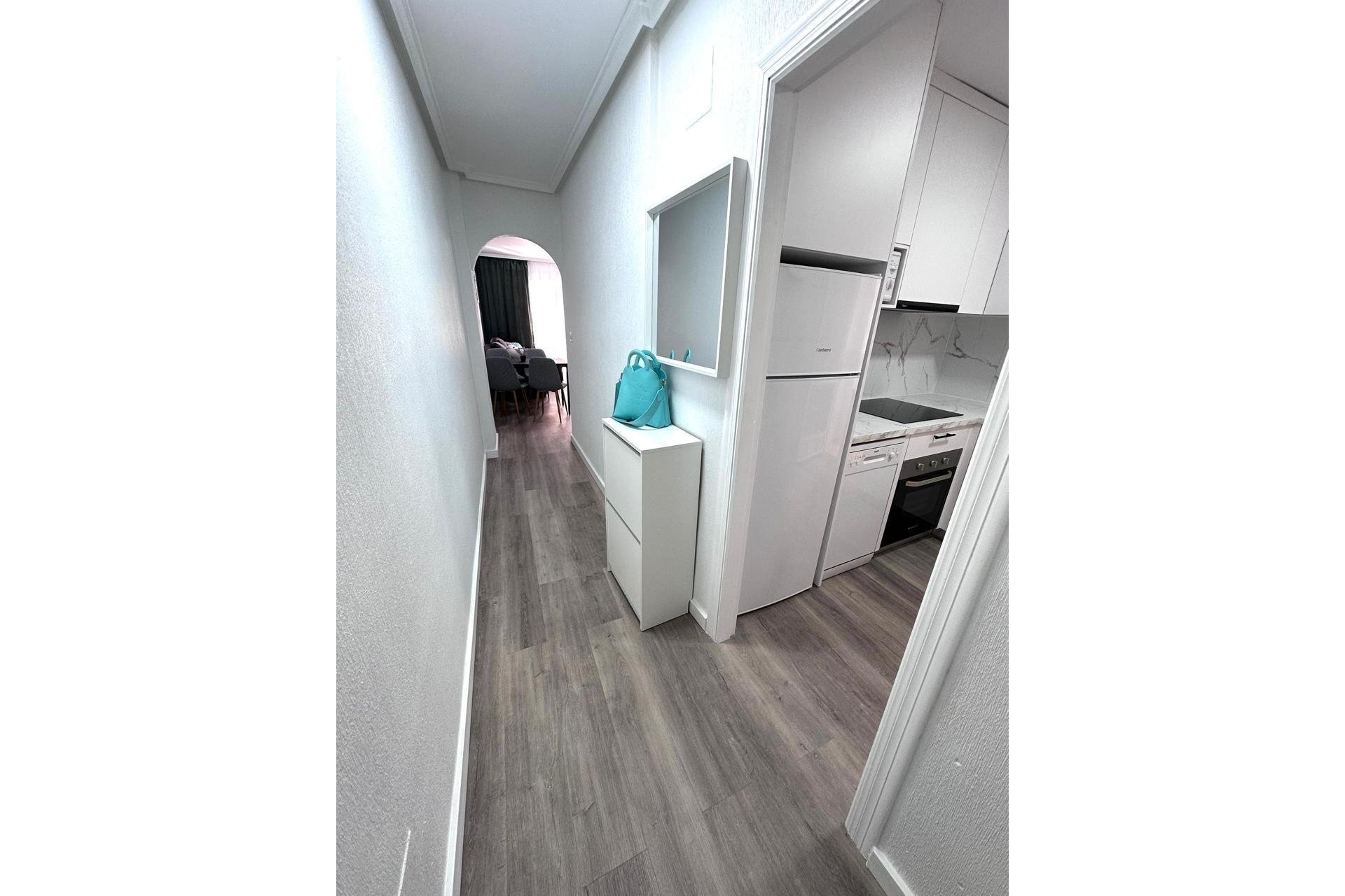 Reventa - Apartment -
Torrevieja - Centro - Muelle Pesquero