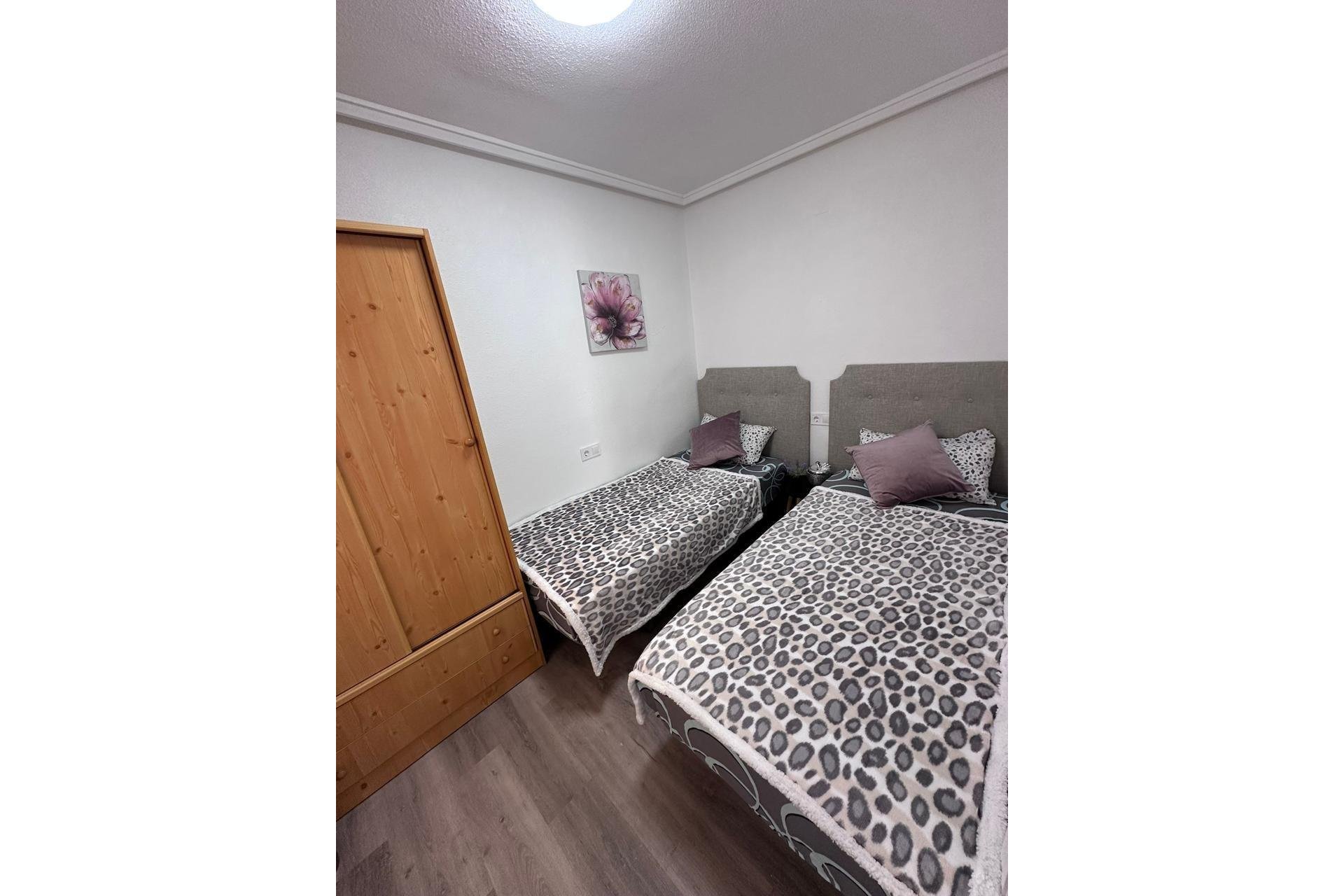 Reventa - Apartment -
Torrevieja - Centro - Muelle Pesquero