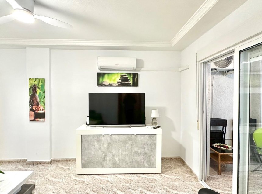 Reventa - Apartment -
Torrevieja - Centro