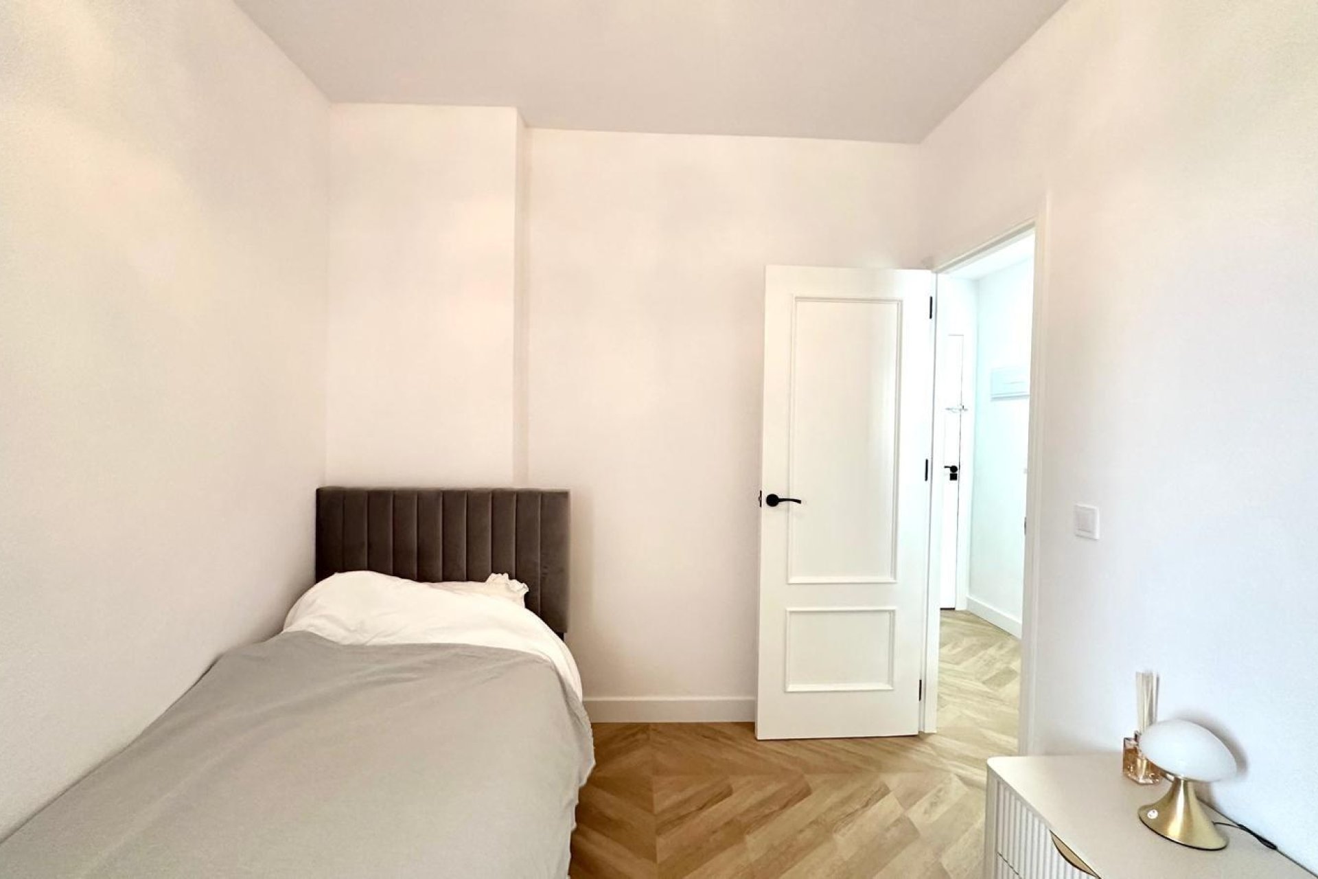 Reventa - Apartment -
Torrevieja - Centro