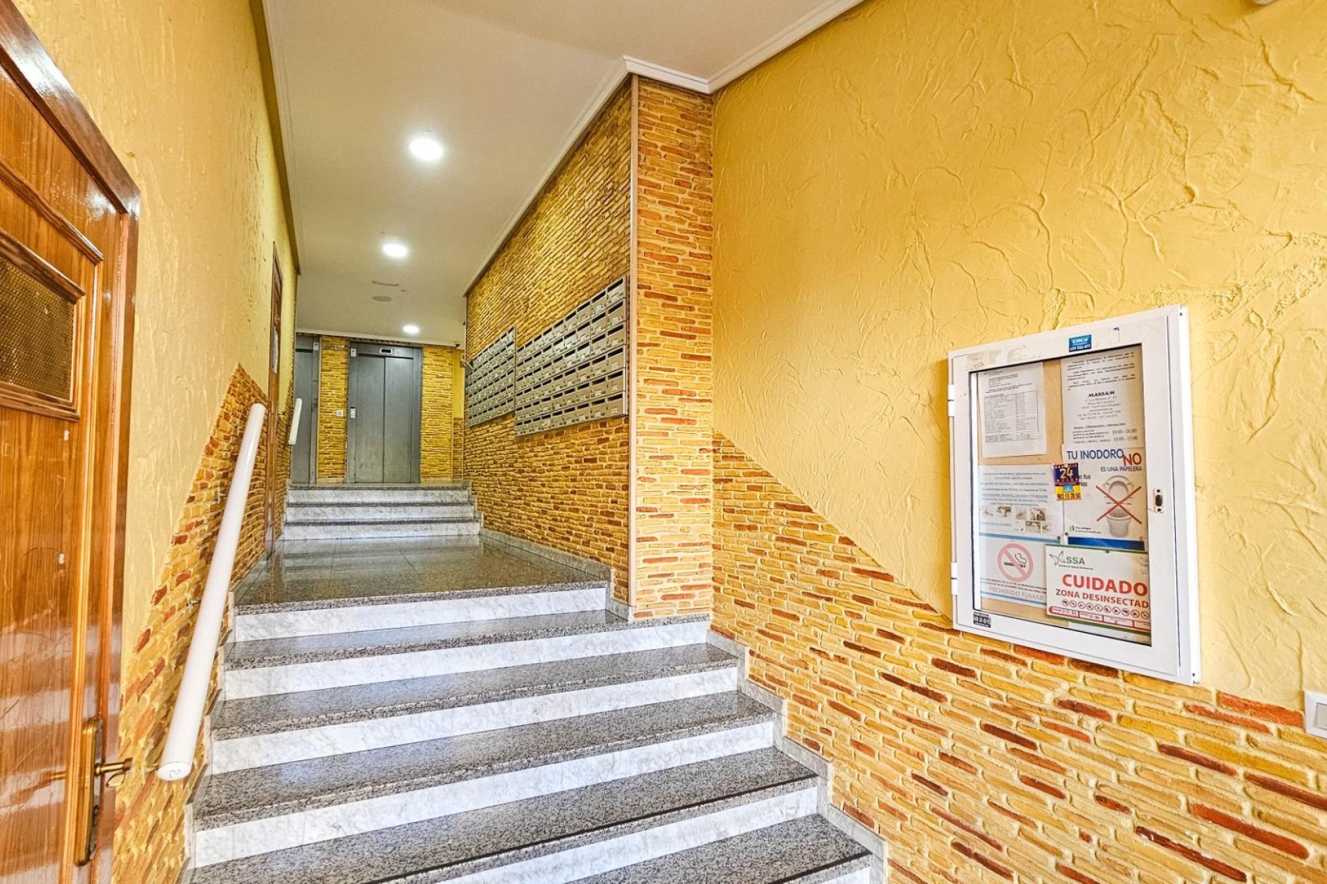 Reventa - Apartment -
Torrevieja - Centro