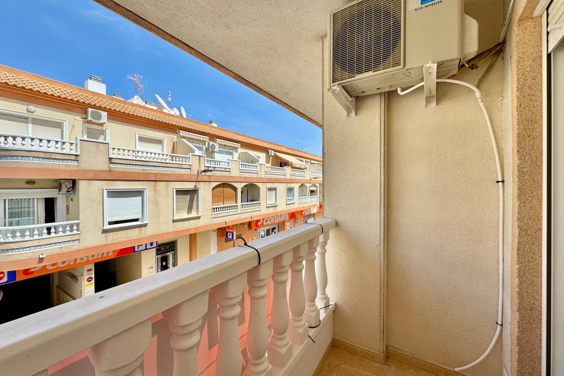 Reventa - Apartment -
Torrevieja - Centro