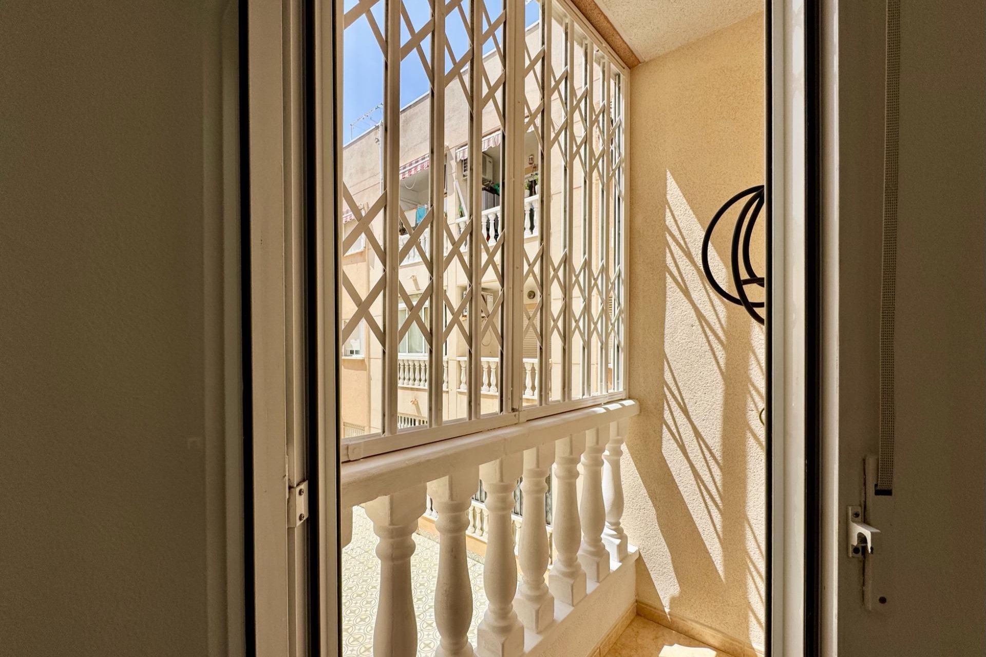 Reventa - Apartment -
Torrevieja - Centro