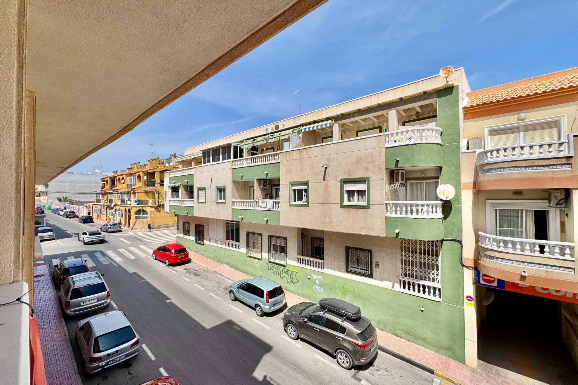 Reventa - Apartment -
Torrevieja - Centro