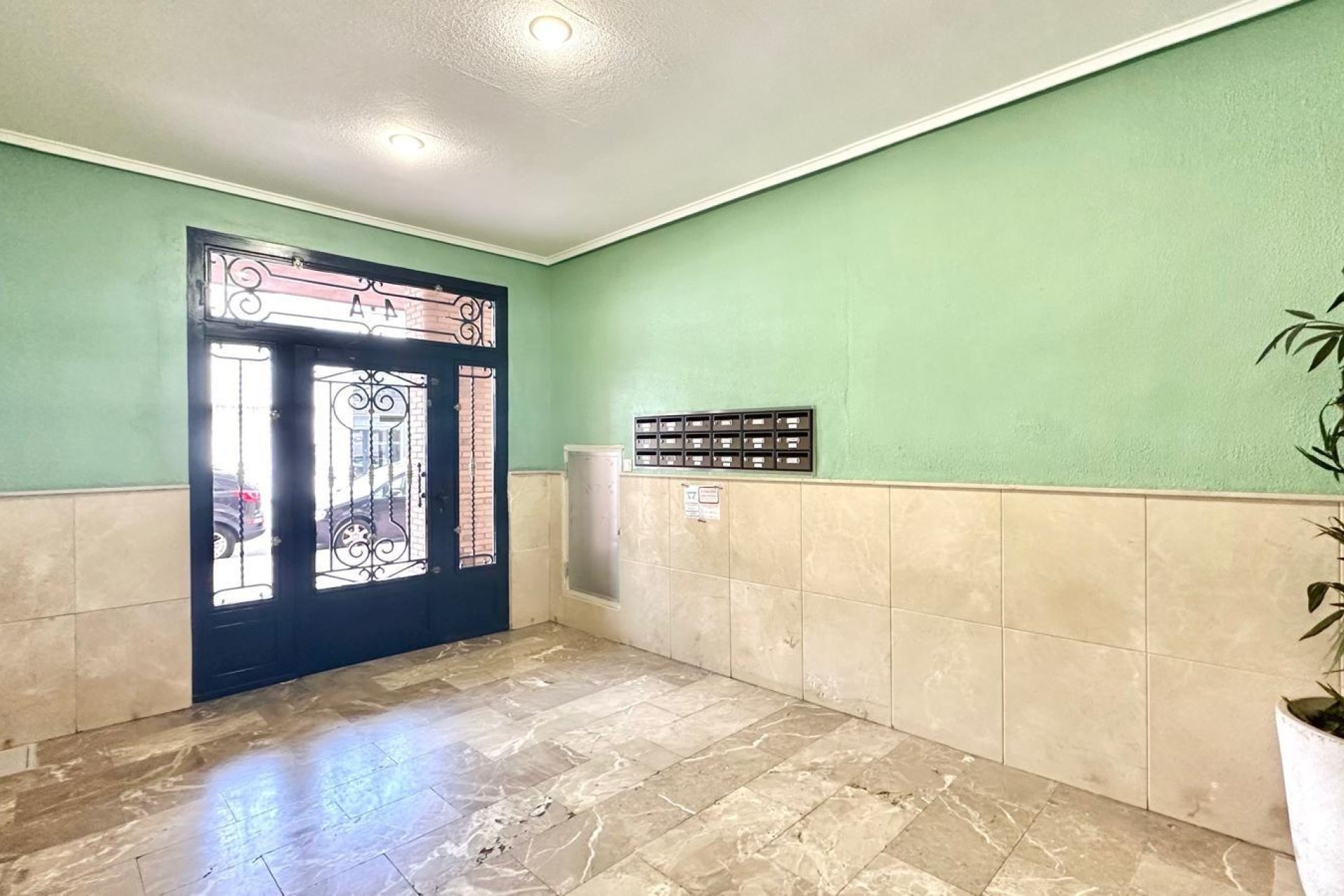 Reventa - Apartment -
Torrevieja - Centro