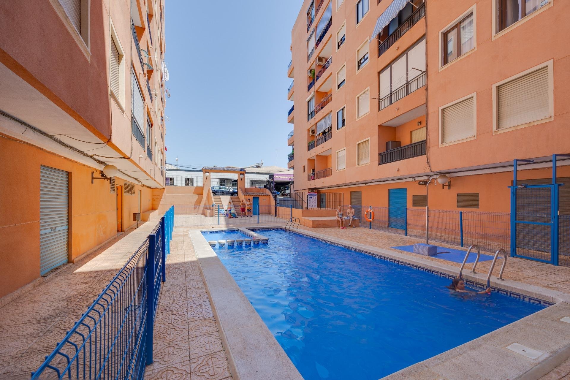 Reventa - Apartment -
Torrevieja - Centro