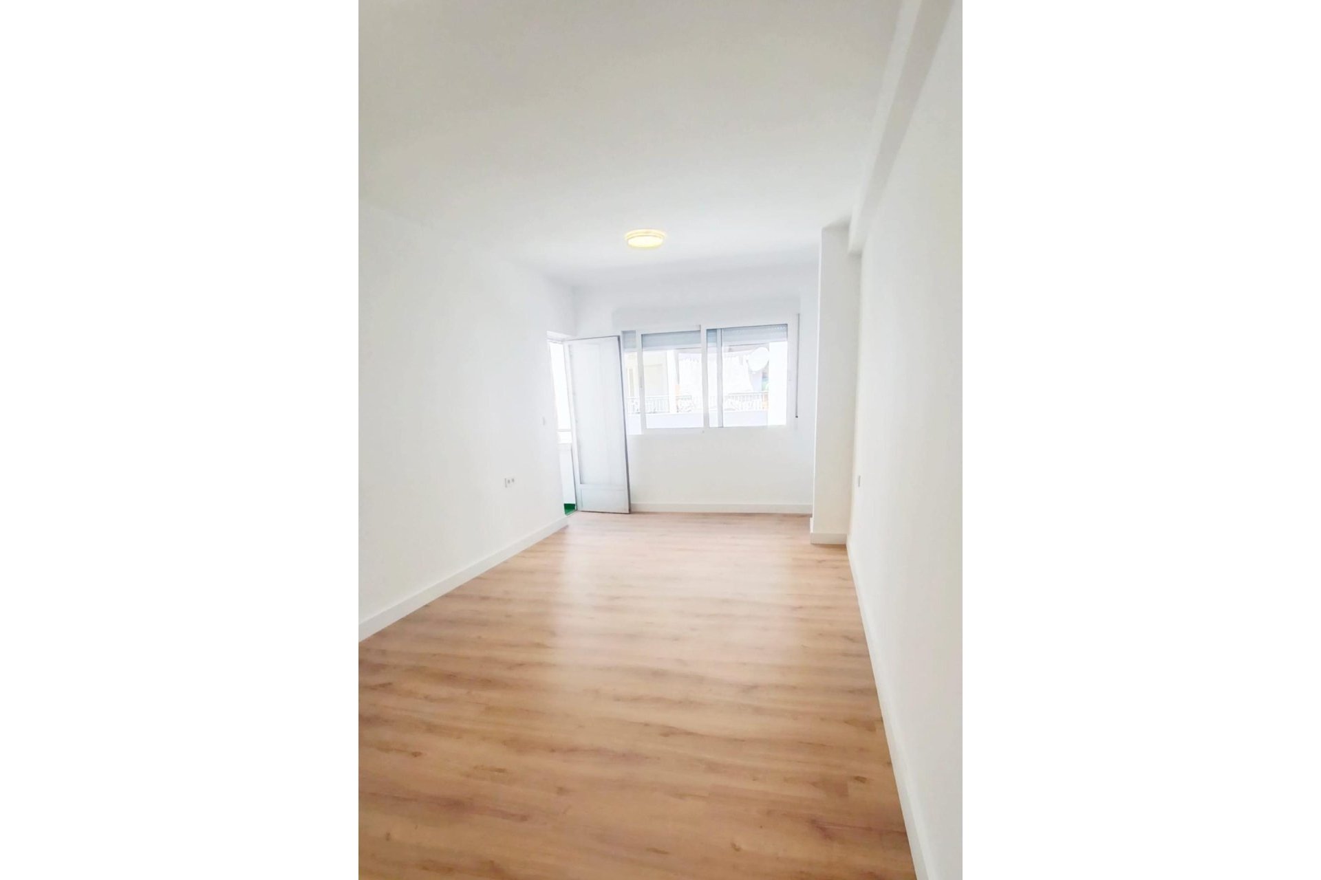Reventa - Apartment -
Torrevieja - Centro