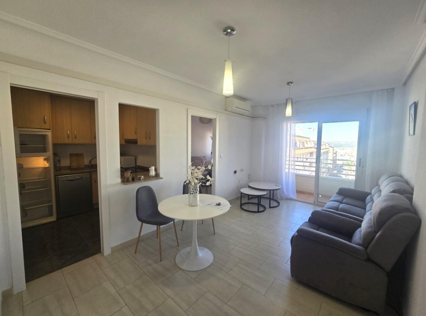 Reventa - Apartment -
Torrevieja - Centro