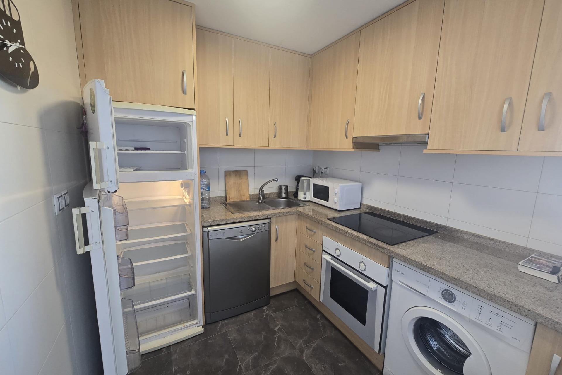 Reventa - Apartment -
Torrevieja - Centro
