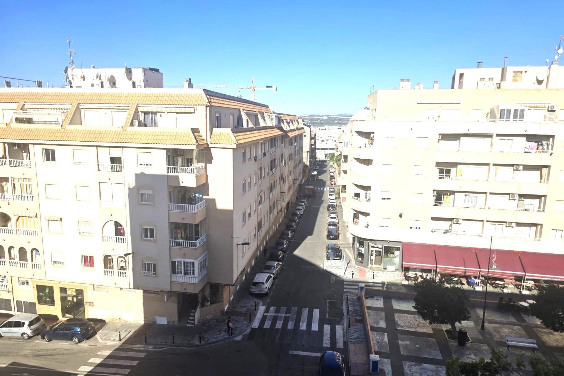 Reventa - Apartment -
Torrevieja - Centro