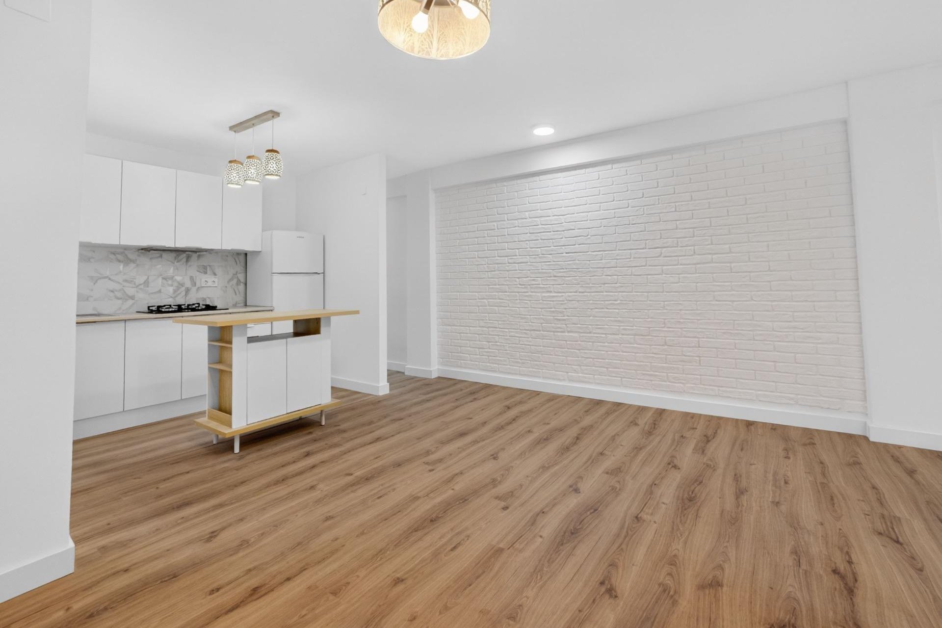 Reventa - Apartment -
Torrevieja - Centro
