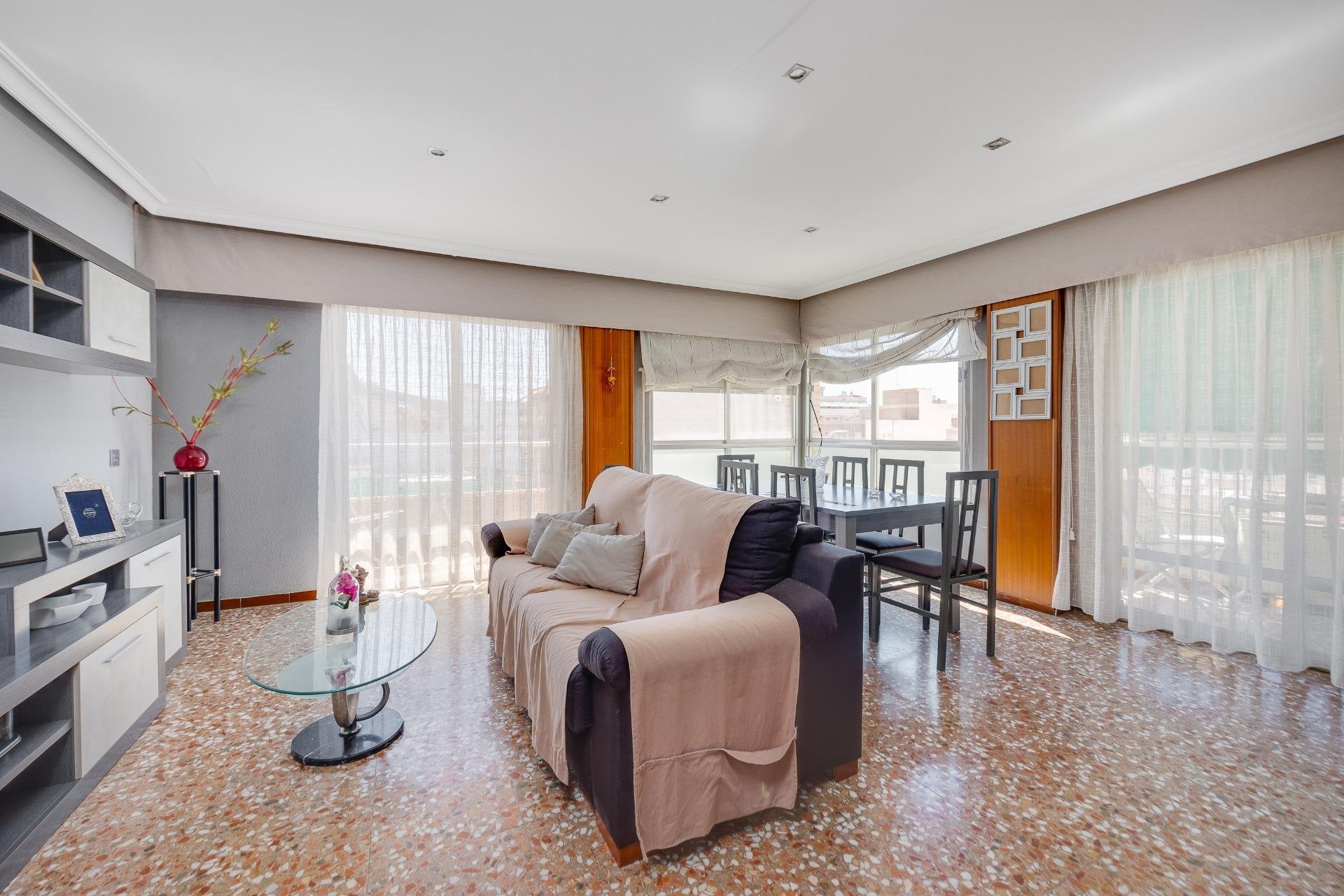 Reventa - Apartment -
Torrevieja - Centro