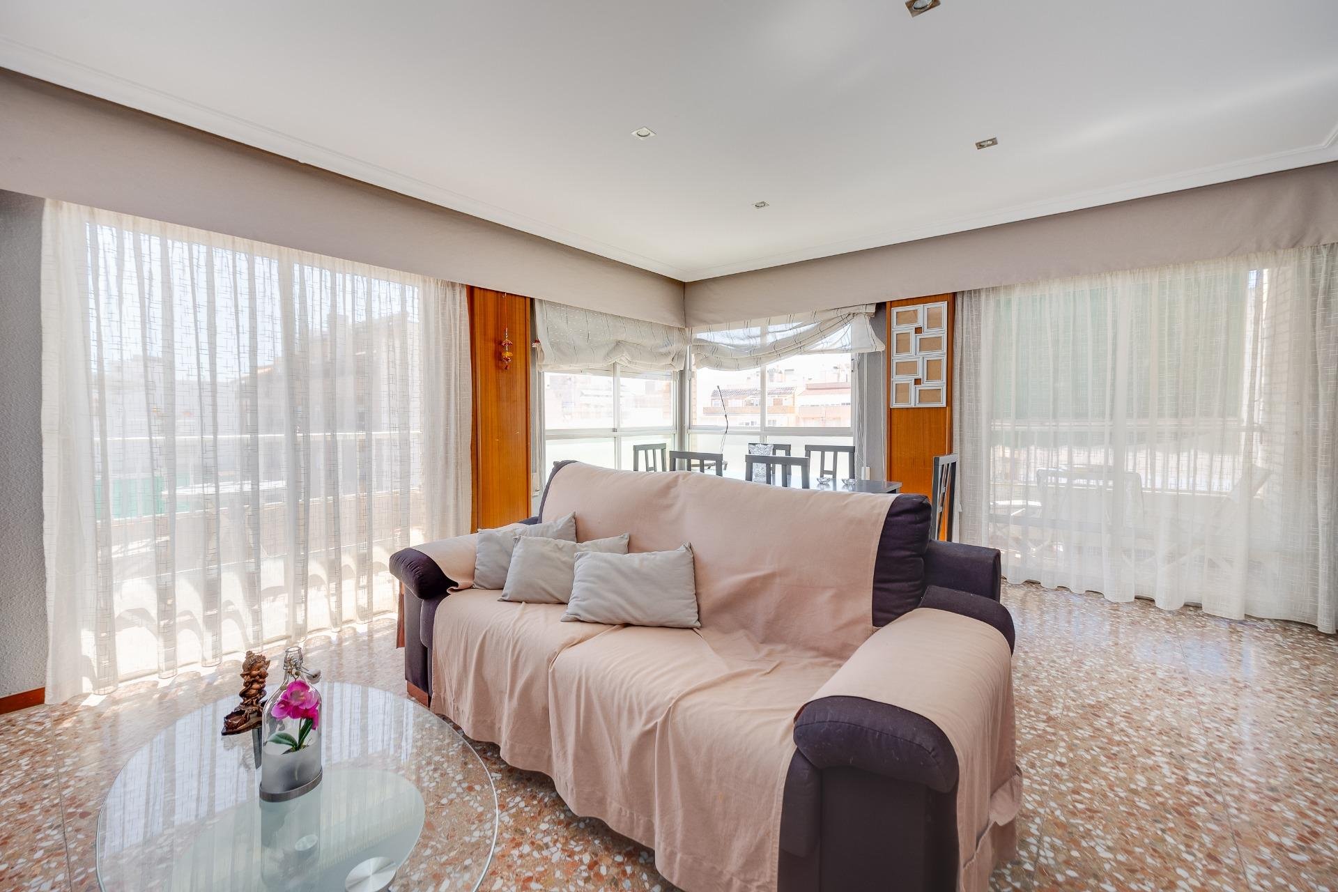 Reventa - Apartment -
Torrevieja - Centro