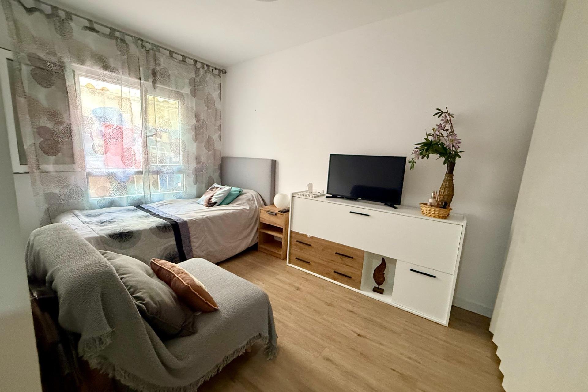 Reventa - Apartment -
Torrevieja - Centro