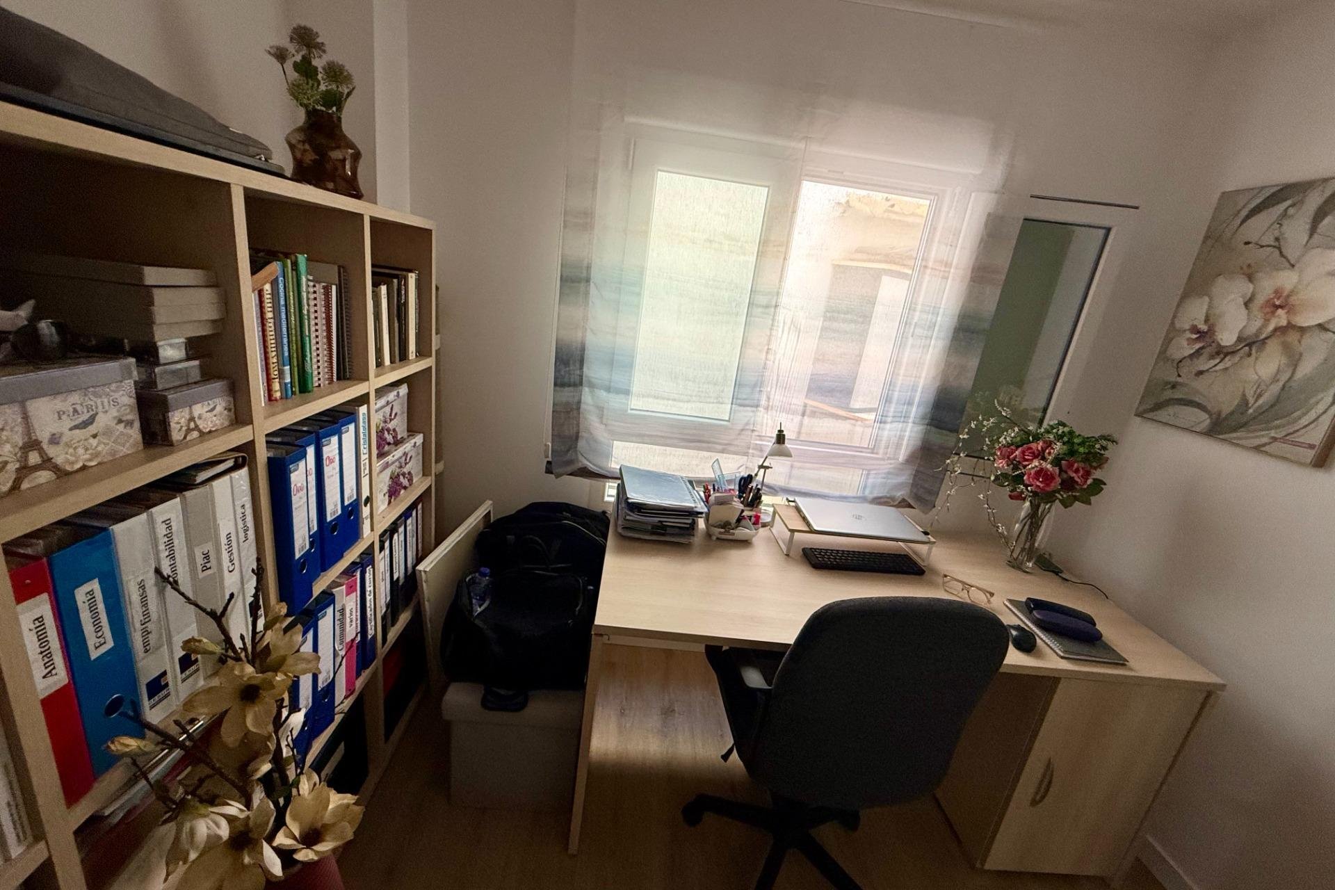 Reventa - Apartment -
Torrevieja - Centro
