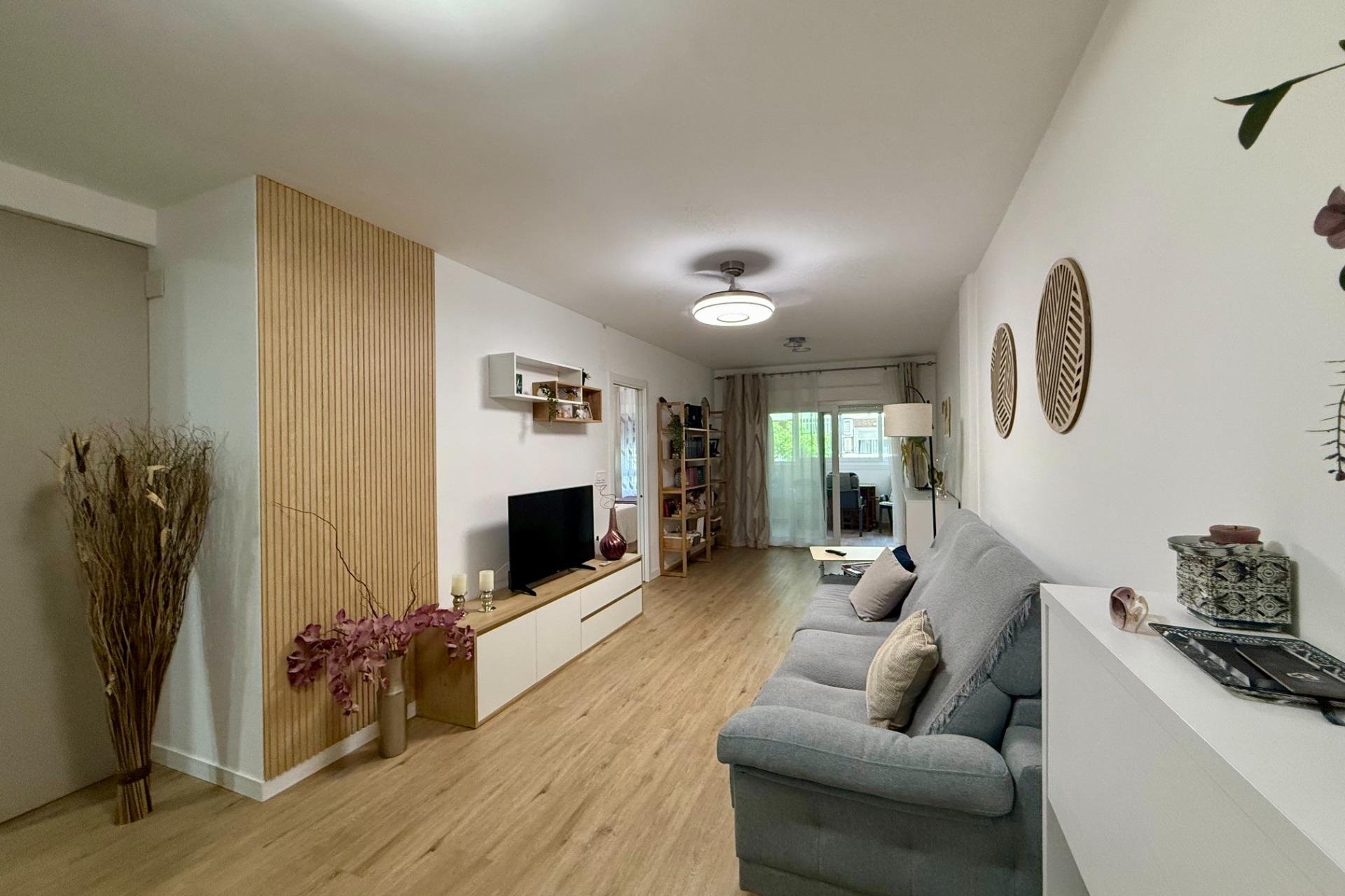 Reventa - Apartment -
Torrevieja - Centro