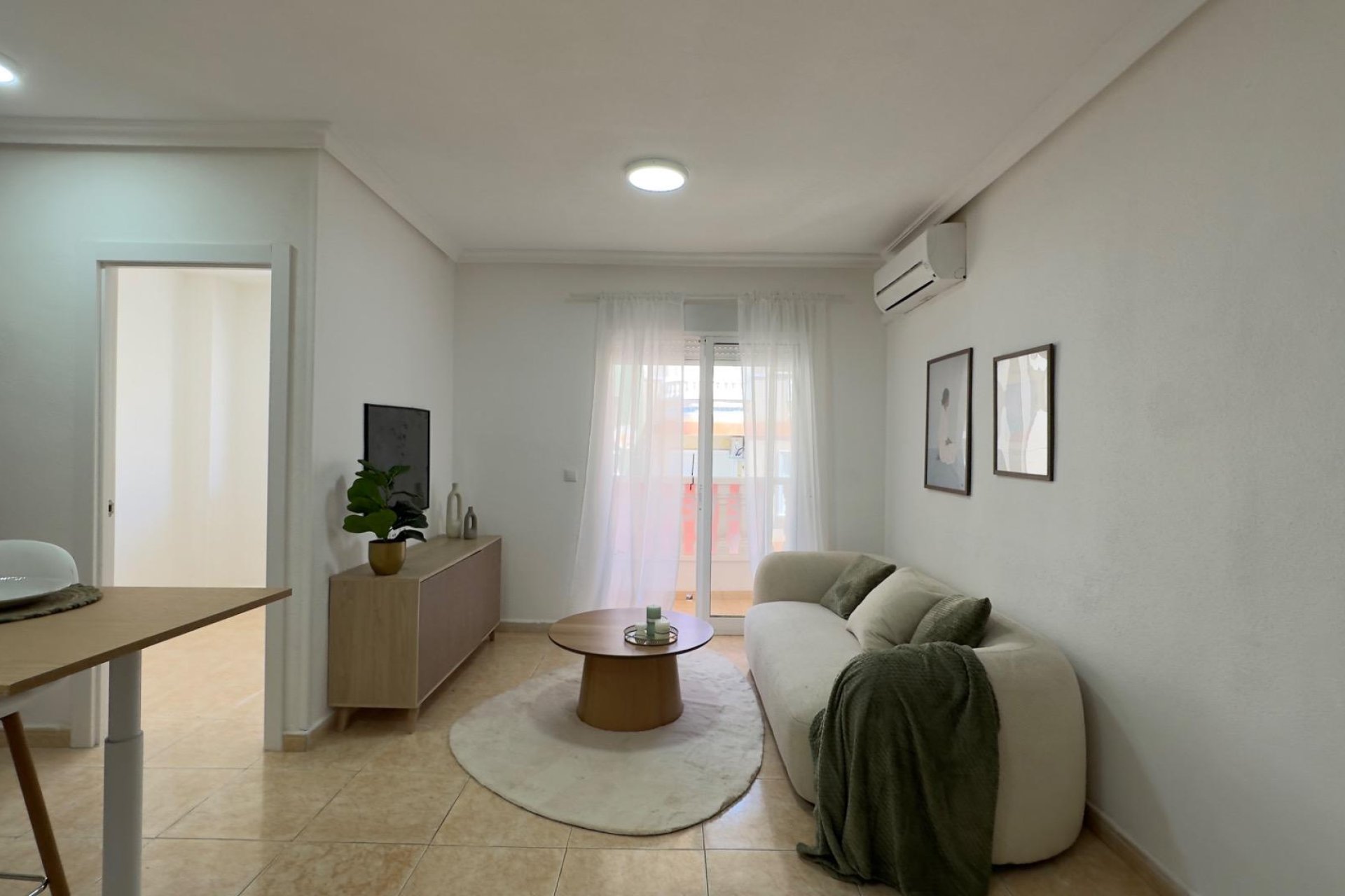 Reventa - Apartment -
Torrevieja - Centro