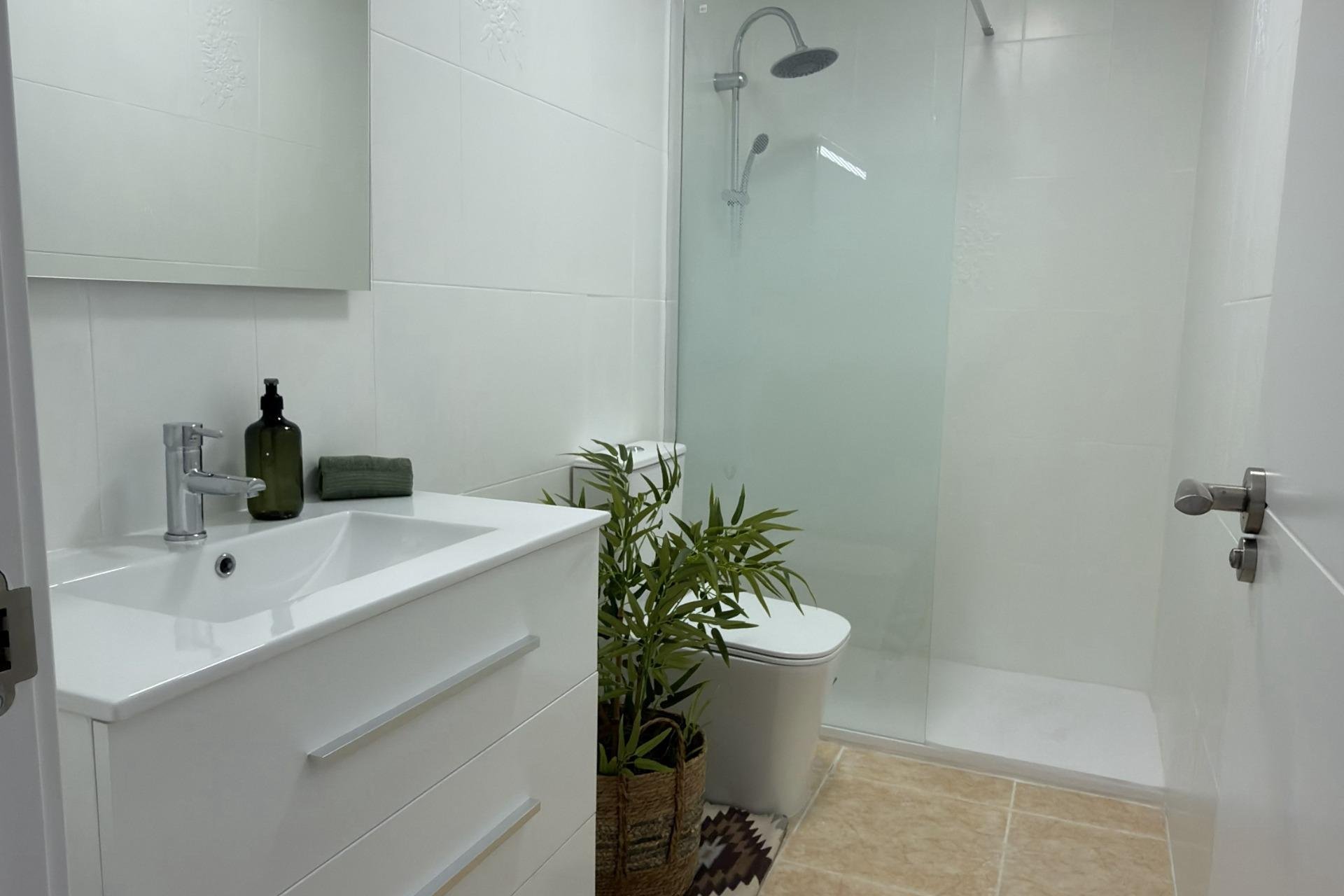 Reventa - Apartment -
Torrevieja - Centro