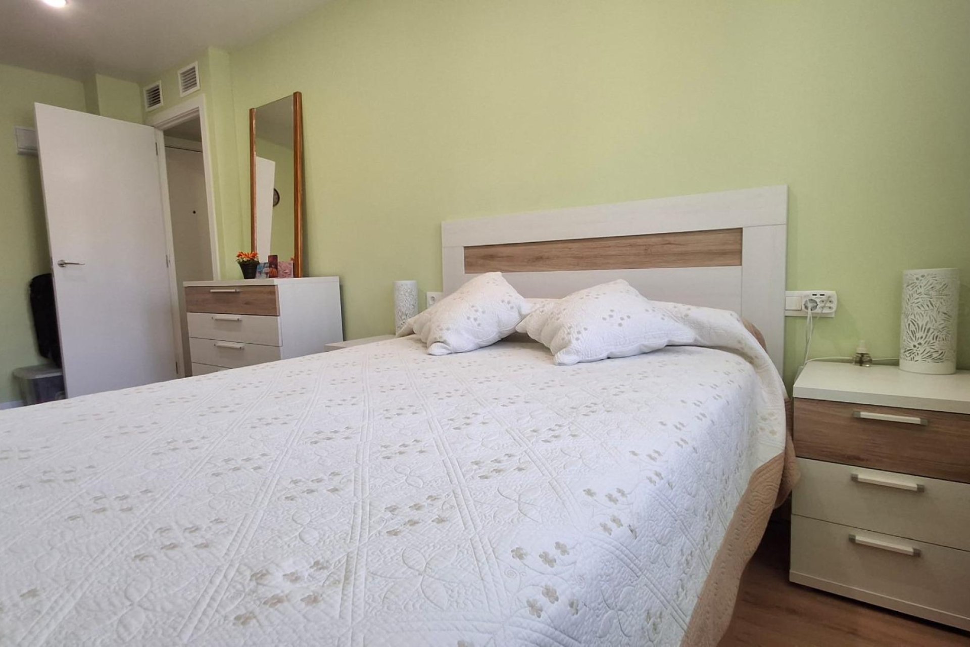 Reventa - Apartment -
Torrevieja - Centro