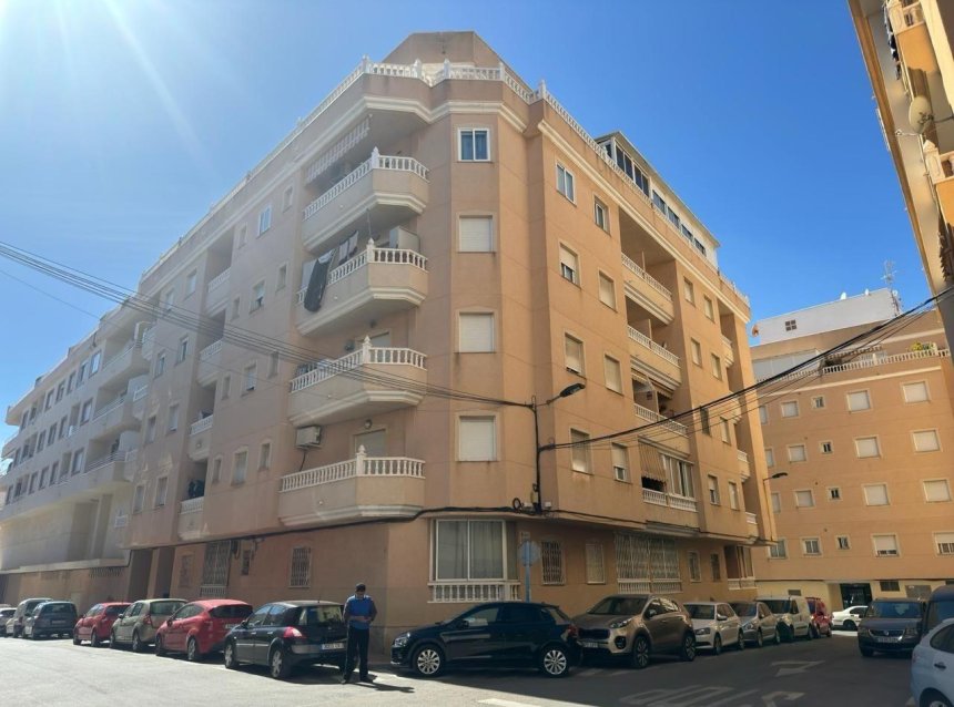 Reventa - Apartment -
Torrevieja - Centro